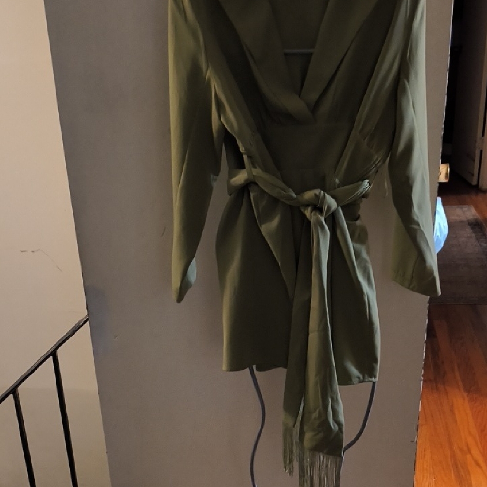 PrettyLittleThing Khaki Green Blazer